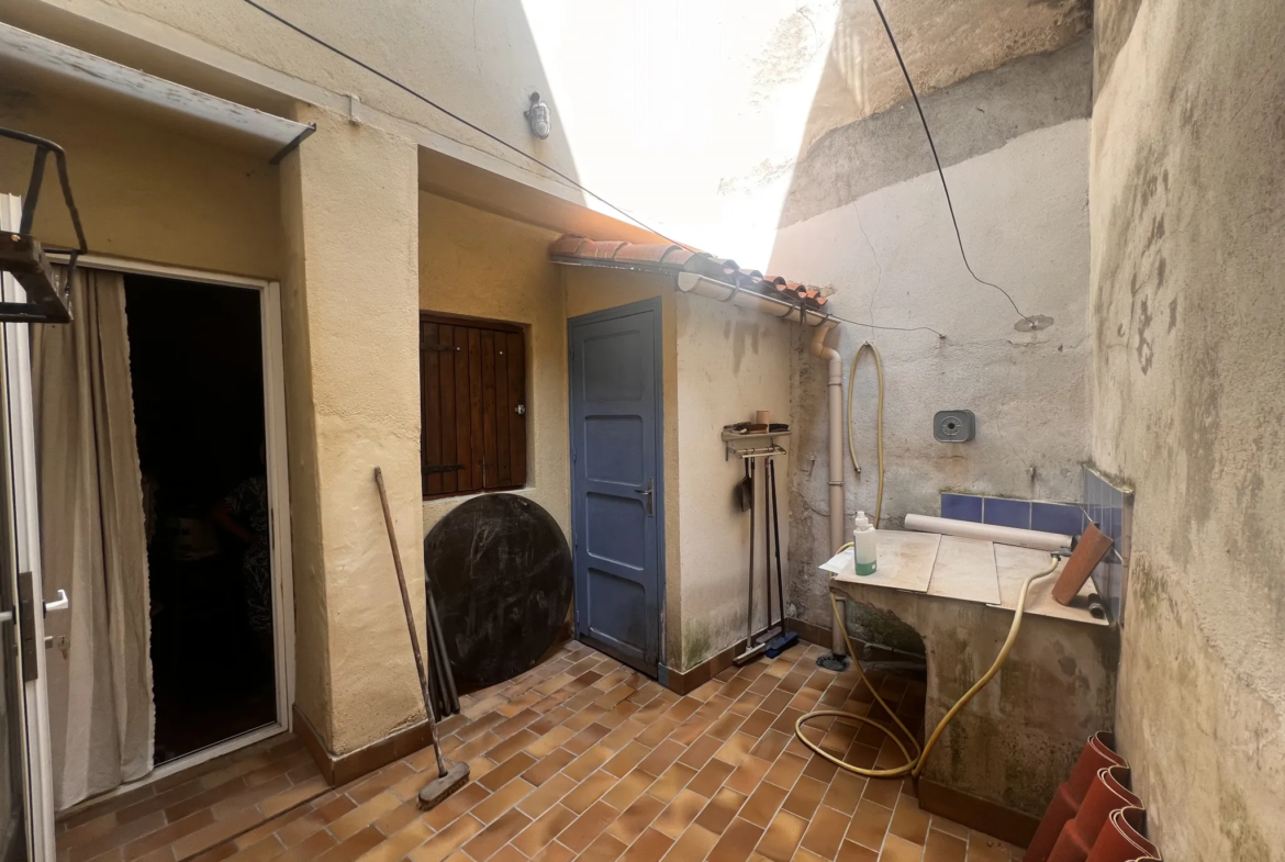 Maison de village à vendre à Arles sur Tech - 89 000 EUR 