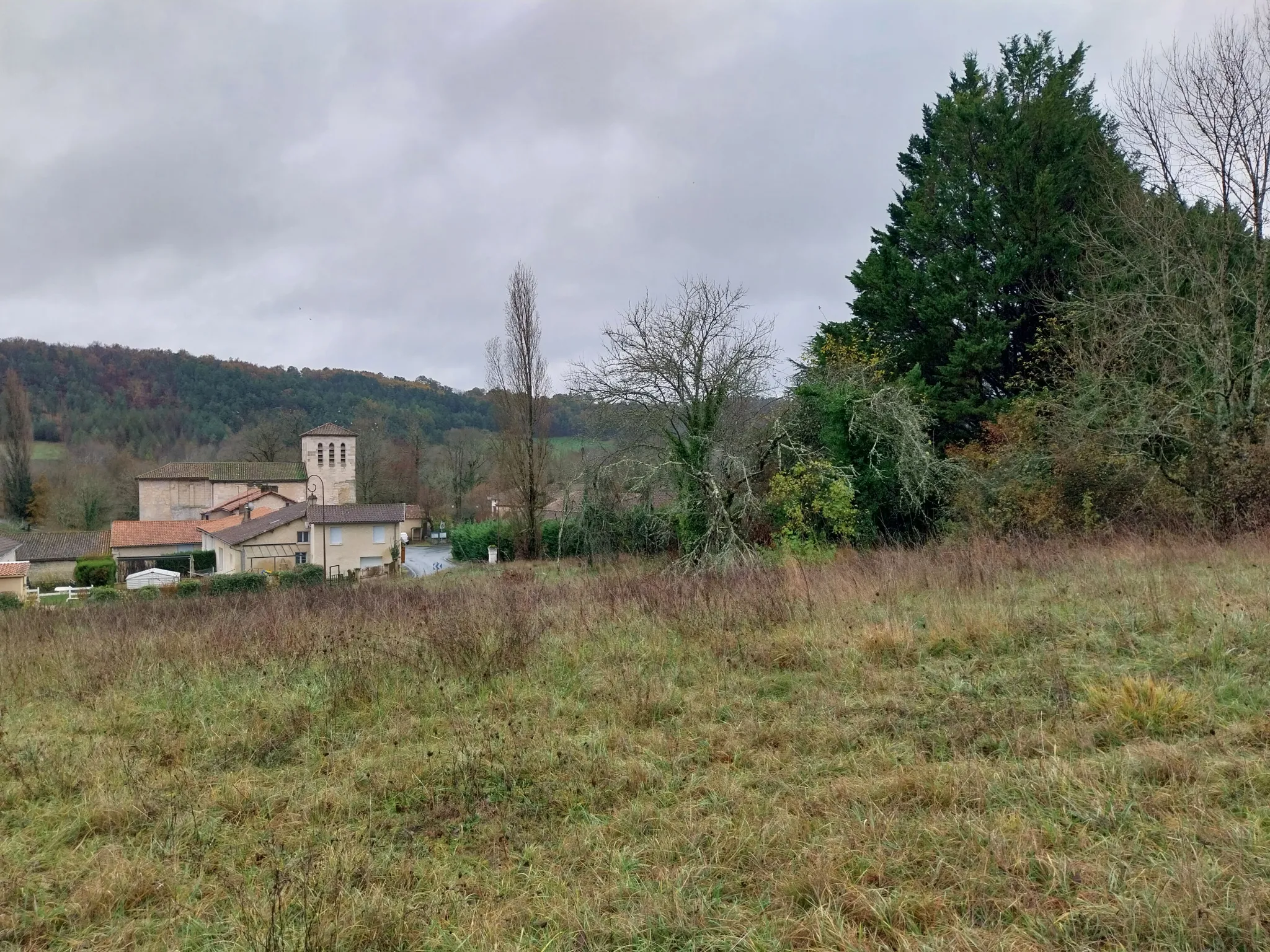 Terrain à bâtir sur plateau herboré à Château L'Evêque 