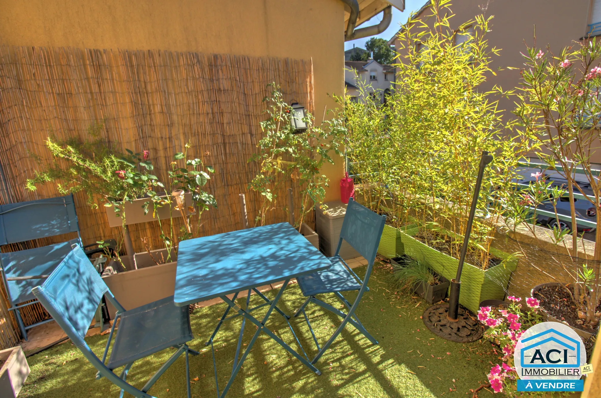 T3 Duplex lumineux avec balcon et cave à Saint Symphorien d’Ozon 