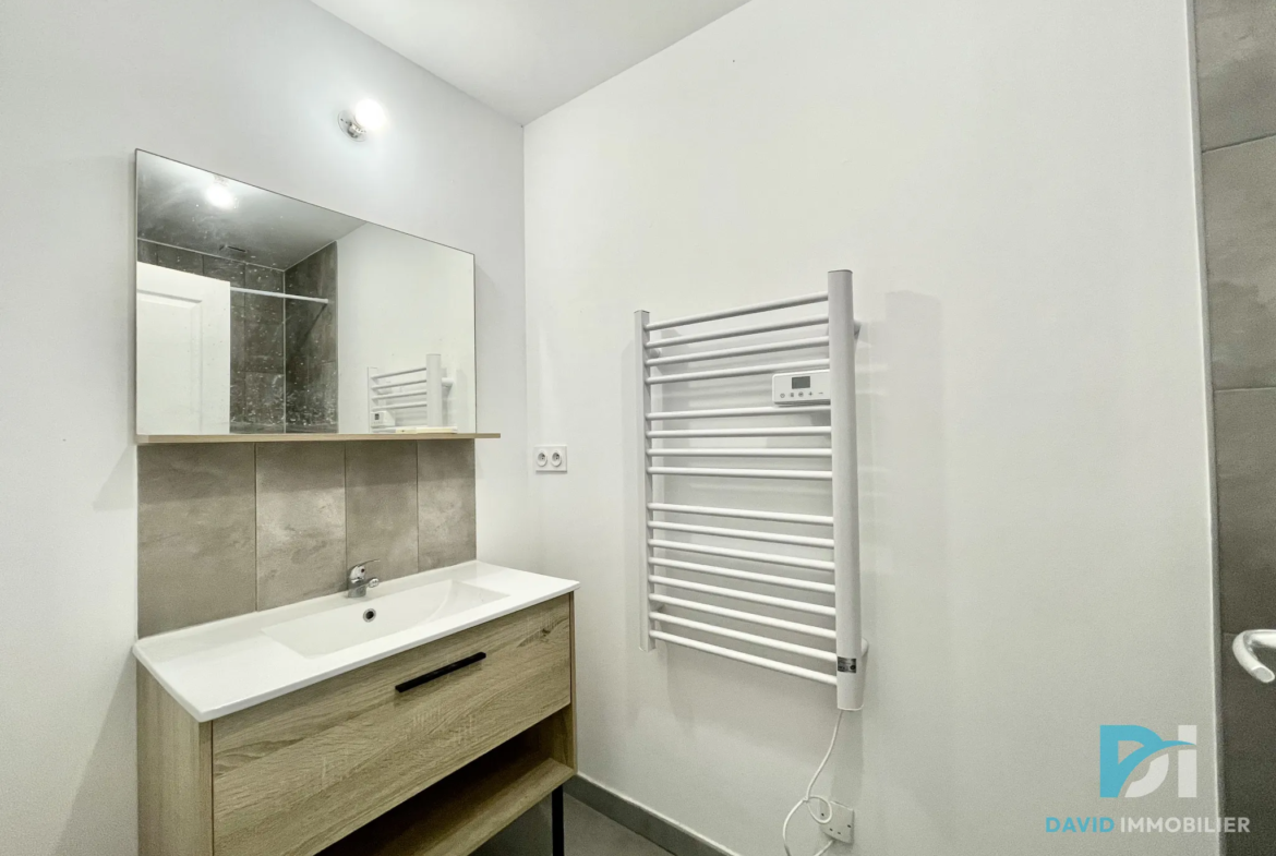 Appartement T2 entièrement rénové à Béziers 