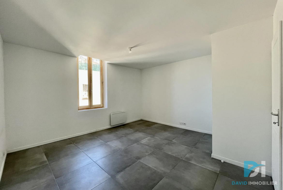 Appartement T2 entièrement rénové à Béziers 