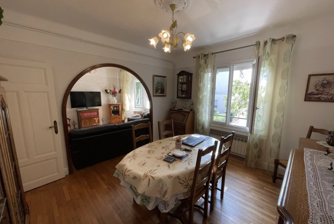 À vendre : Appartement T3 avec garage à Vichy, quartier République 