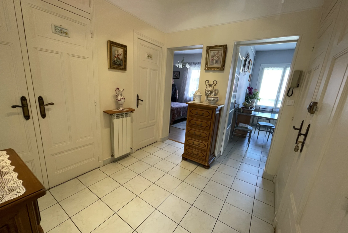 À vendre : Appartement T3 avec garage à Vichy, quartier République 