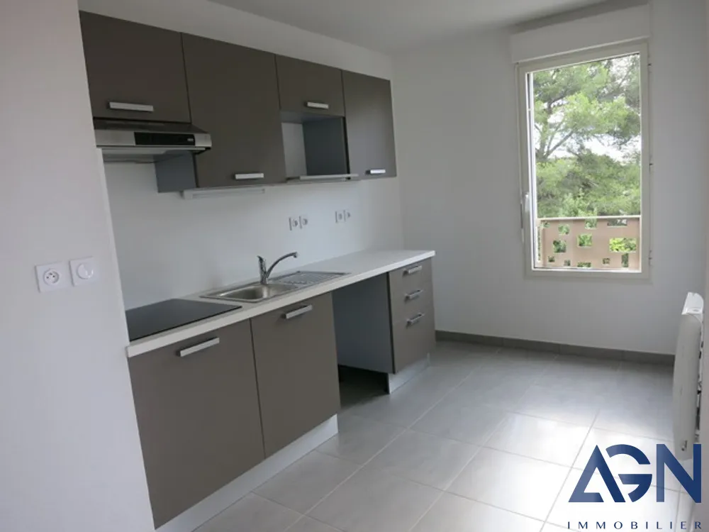 À vendre : Appartement 3 pièces avec parking à Montpellier, quartier Ovalie 