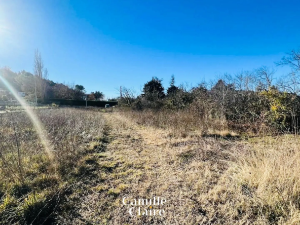 Terrain constructible de 3621 m² à Saint Julien, Haut Var