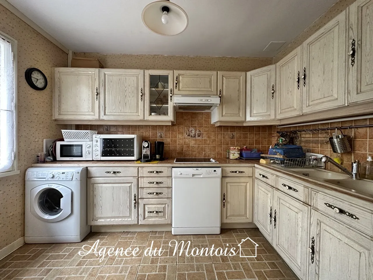 Pavillon avec jardin à Sergines - 154000 € 