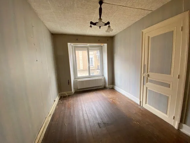 BELFORT - Appartement T5 Duplex de 112 m² à Rénover 