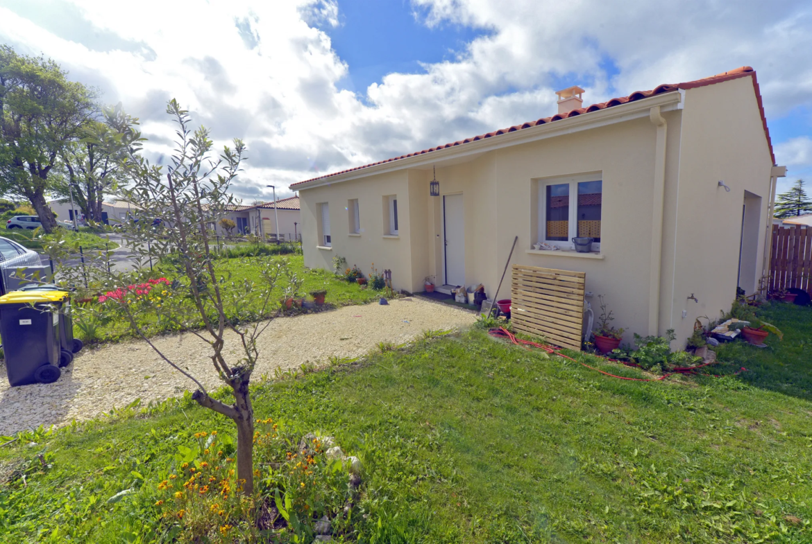 Maison neuve de plain-pied à Semussac - 65 m² avec jardin 