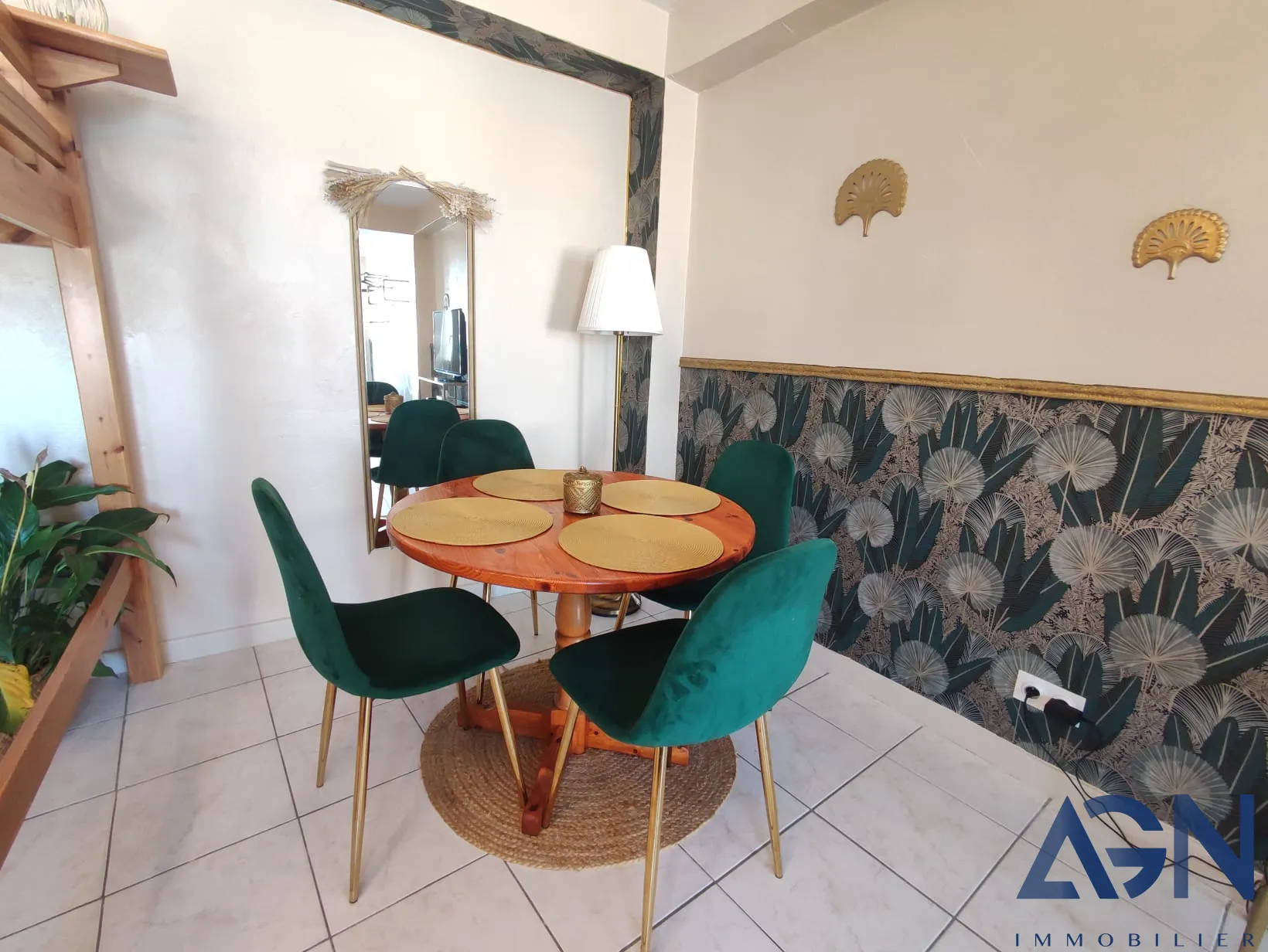 À Vendre : Appartement Studio à Agde avec Grande Terrasse 