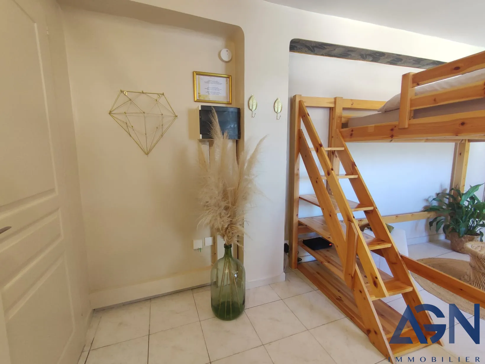 À VENDRE : APPARTEMENT STUDIO DE 36,57 M² AVEC TERRASSE À AGDE 