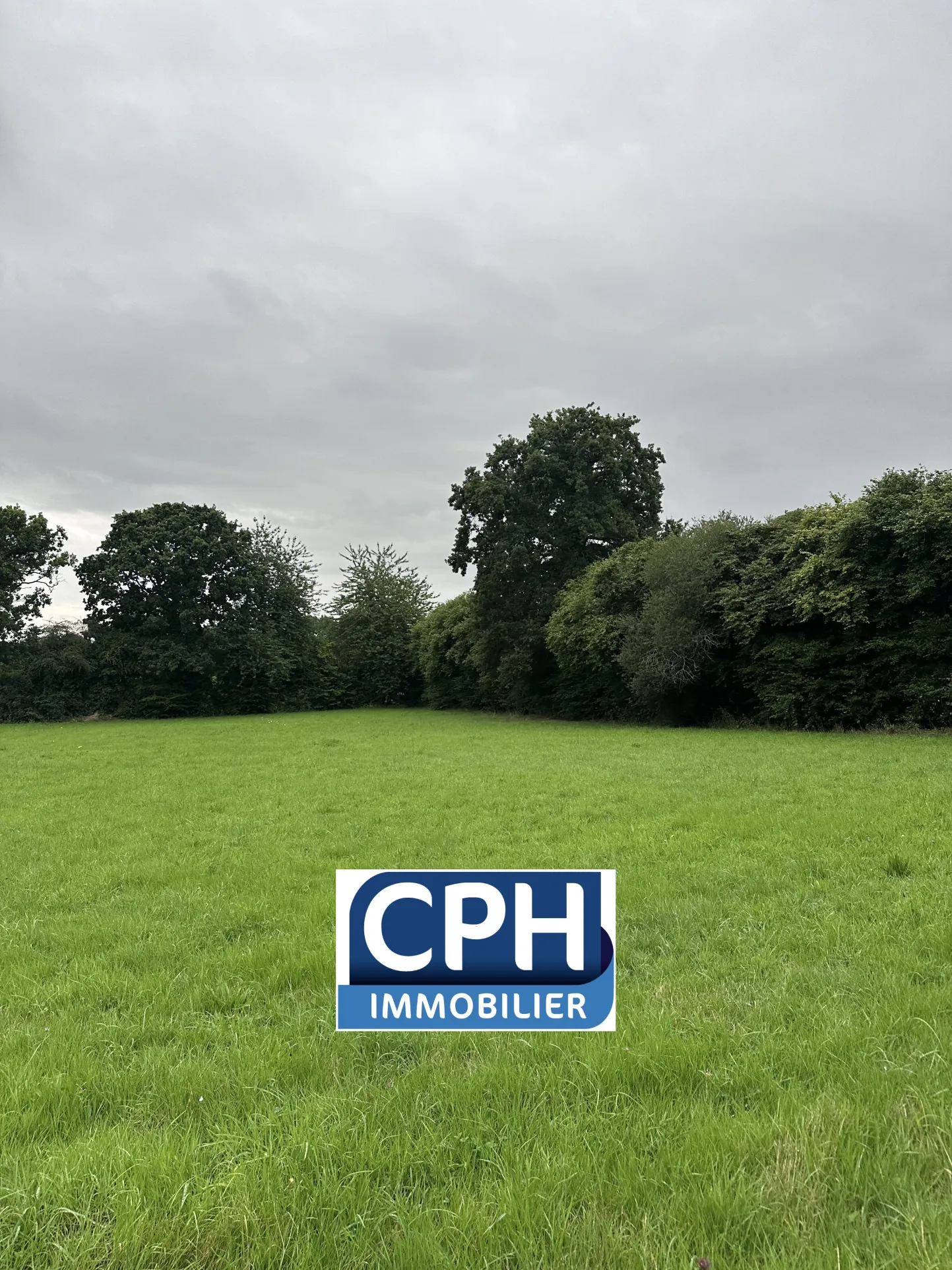 Terrain constructible à Bény Bocage - 1087 m² 