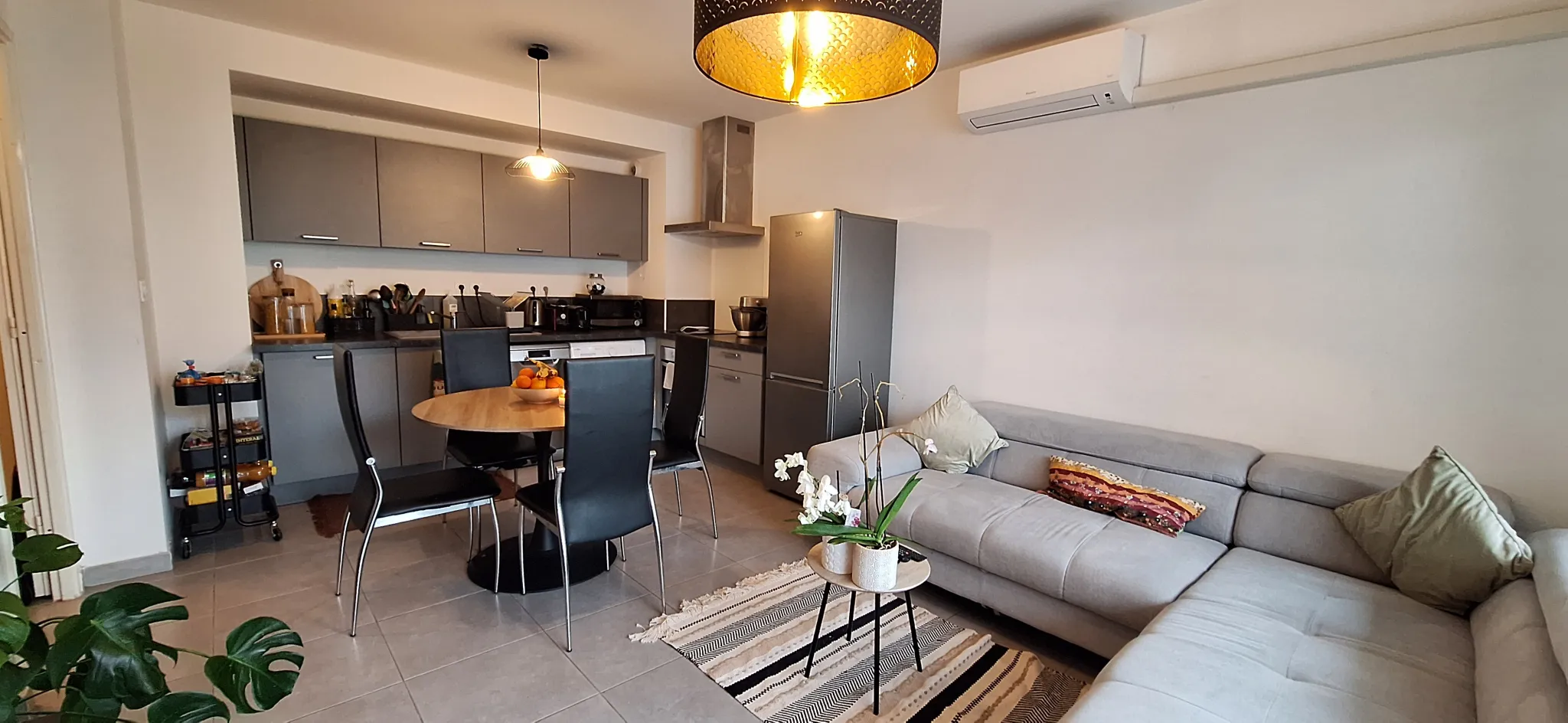 À vendre : Bel Appartement T2 avec Balcon à Toulon 