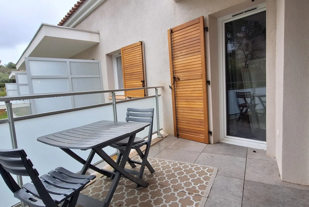 À vendre : Bel Appartement T2 avec Balcon à Toulon 