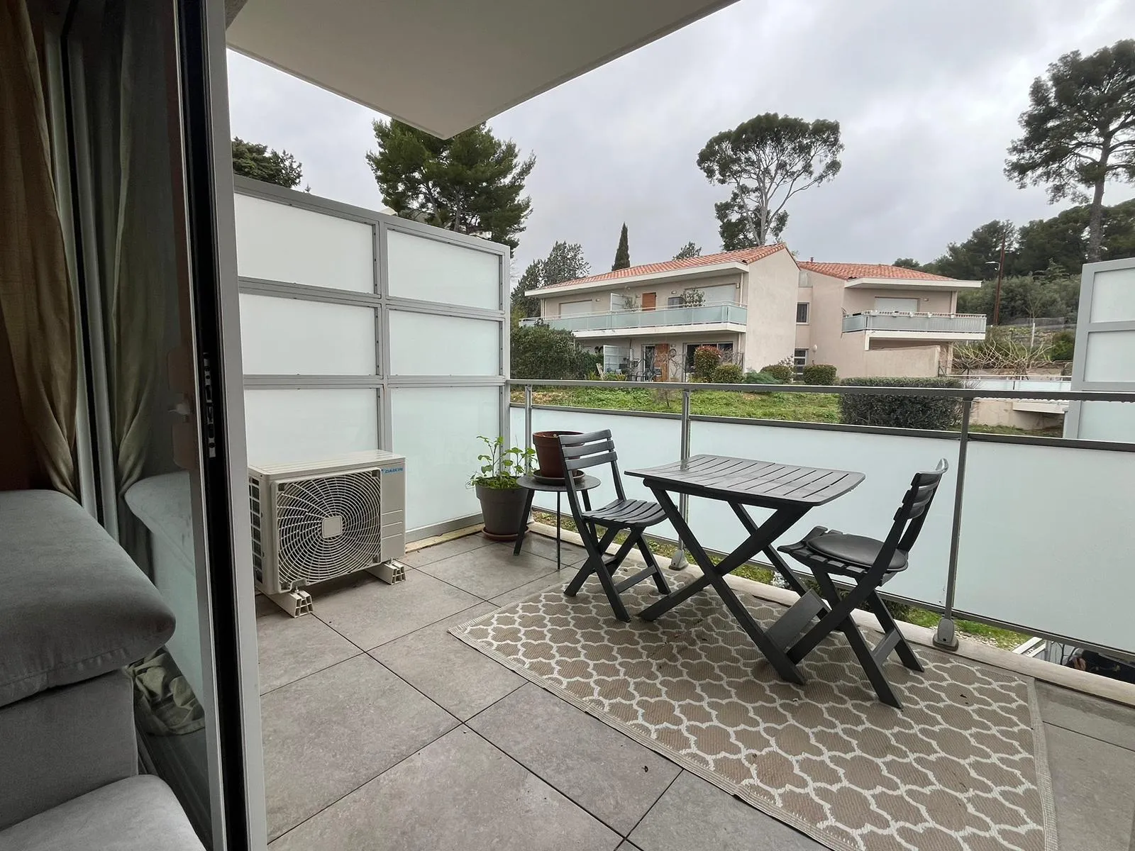 À vendre : Bel Appartement T2 avec Balcon à Toulon 