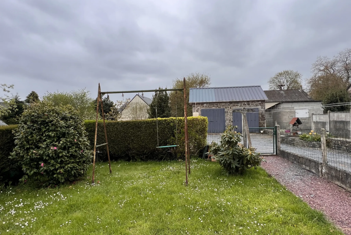 Maison de bourg à Souleuvre en Bocage - 3 chambres avec jardin 