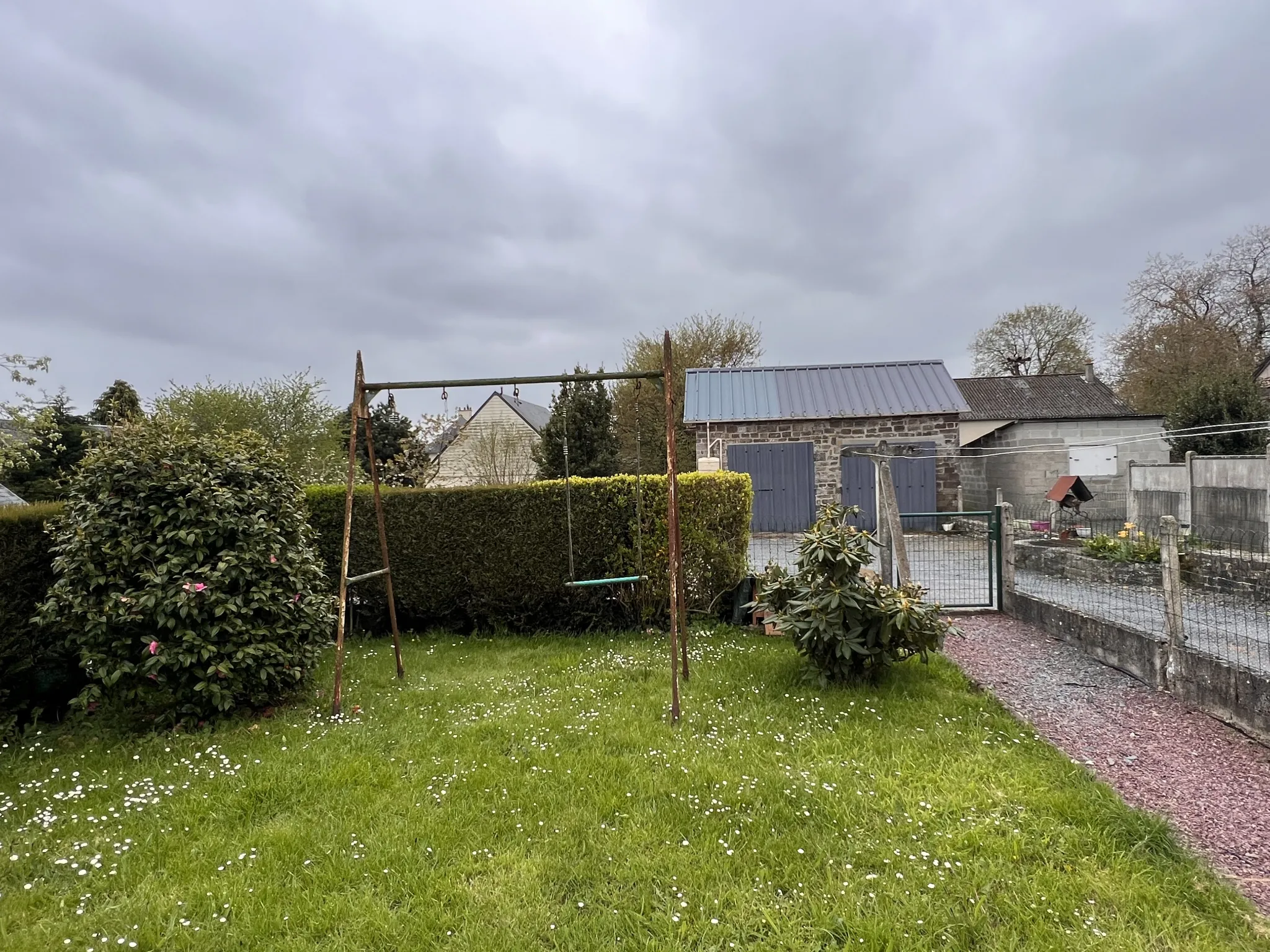 Maison de bourg à Souleuvre en Bocage - 3 chambres avec jardin 