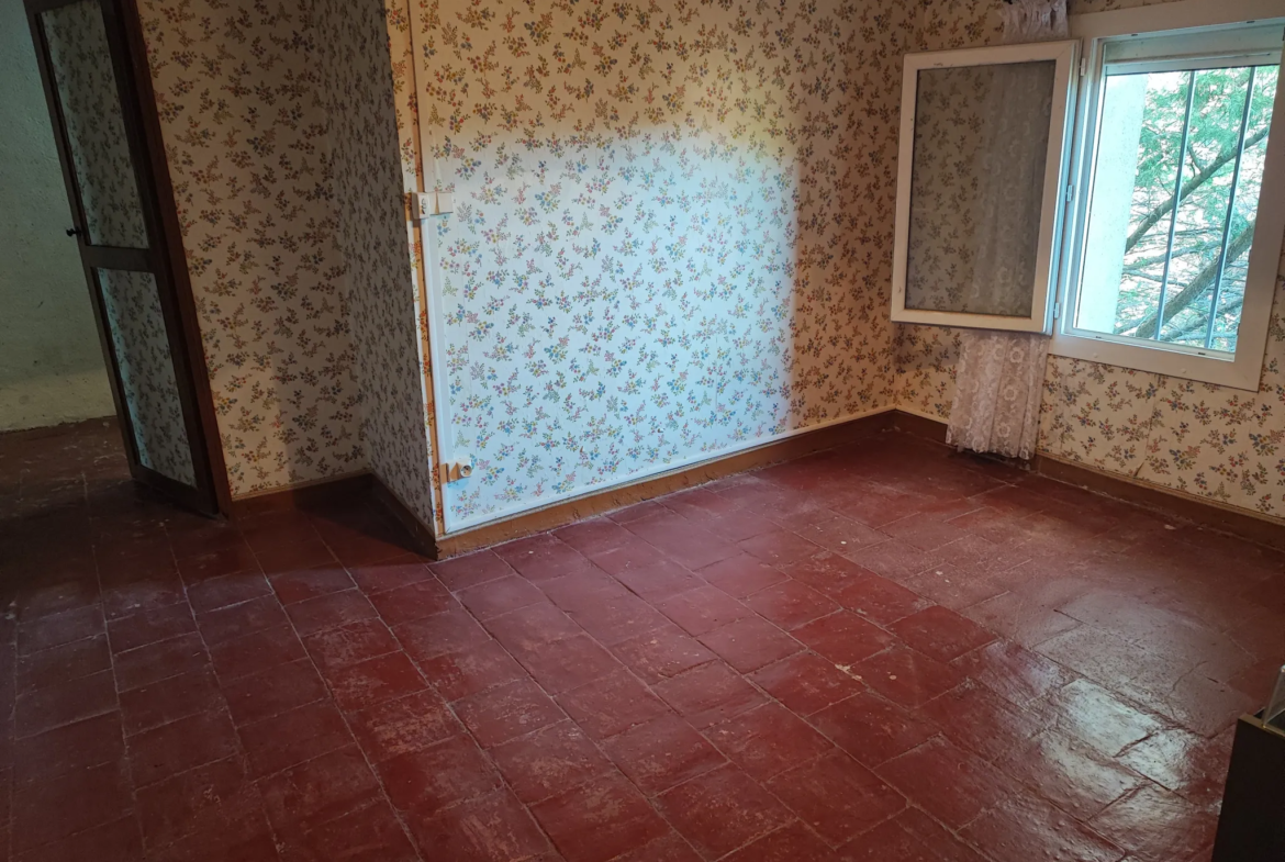 Maison à vendre proche de Narbonne avec 5 chambres 