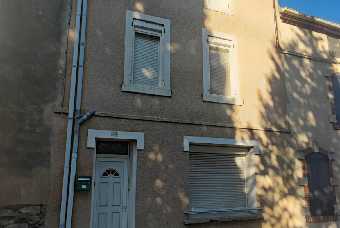 Maison à vendre proche de Narbonne avec 5 chambres 