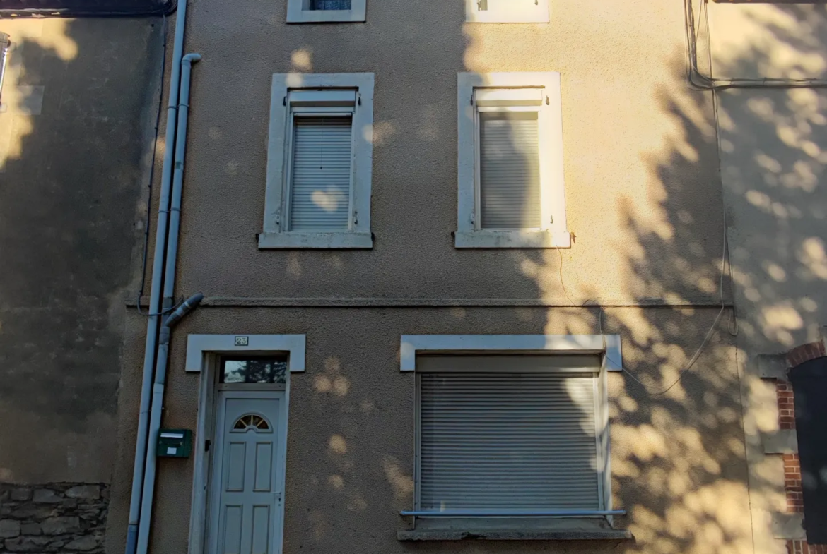 Maison à vendre proche de Narbonne avec 5 chambres 