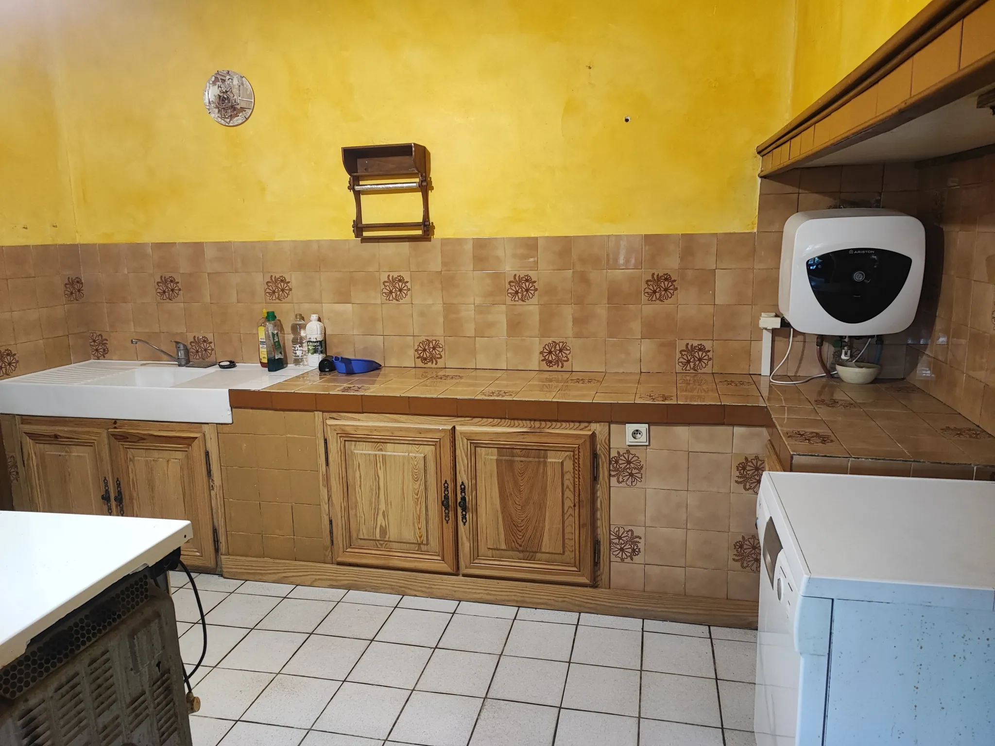 Maison à vendre proche de Narbonne avec 5 chambres 