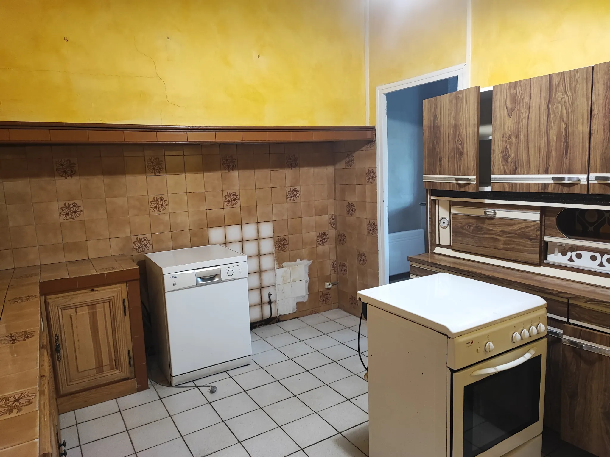 Maison à vendre proche de Narbonne avec 5 chambres 