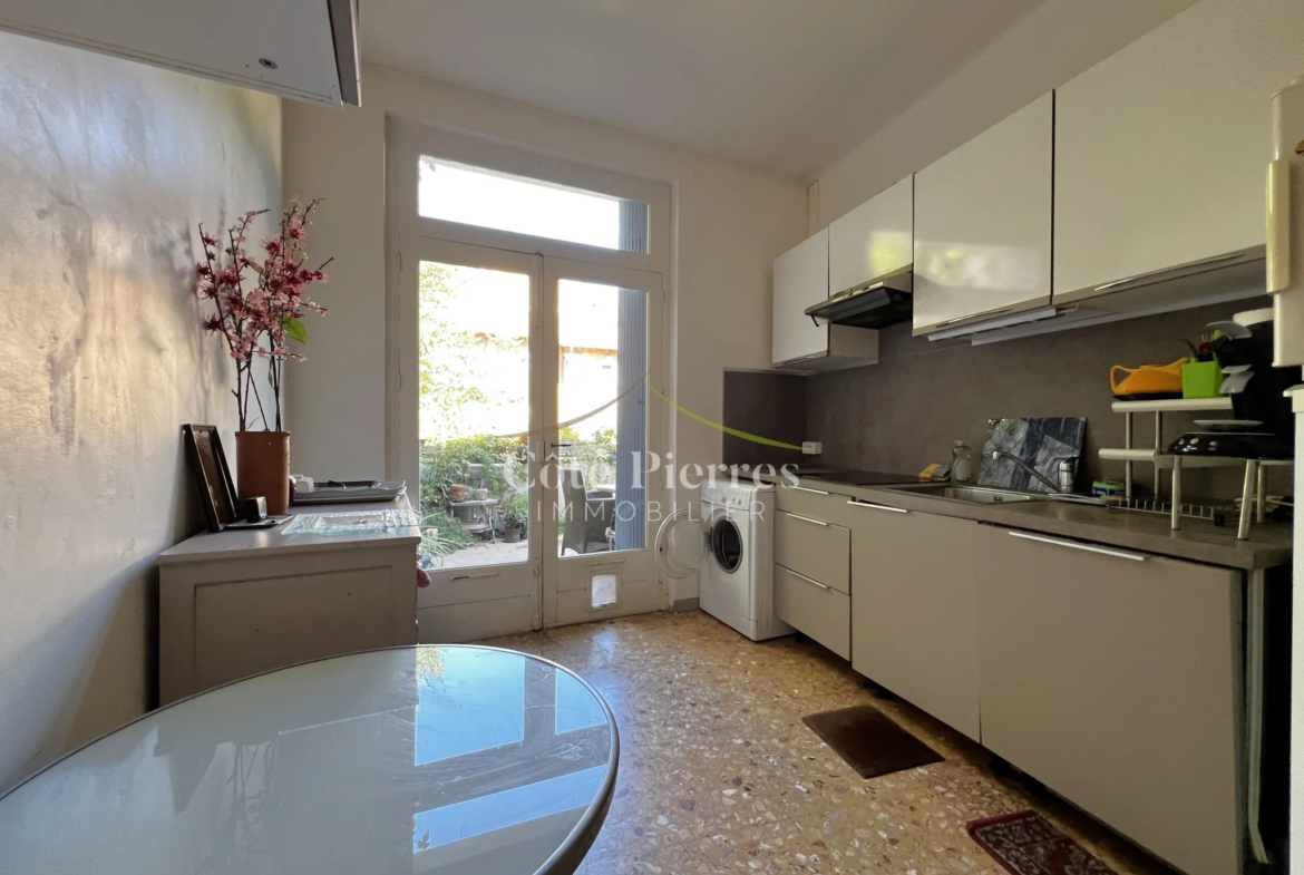 À vendre : Appartement P3 à Nîmes - Proche Fontaine 