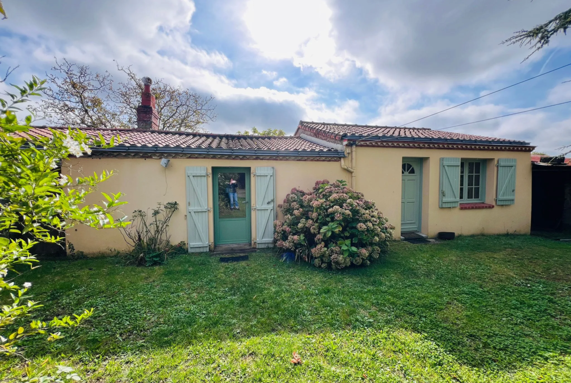 À vendre: Maison en Pierre à Vallet avec Potentiel d'Agrandissement 