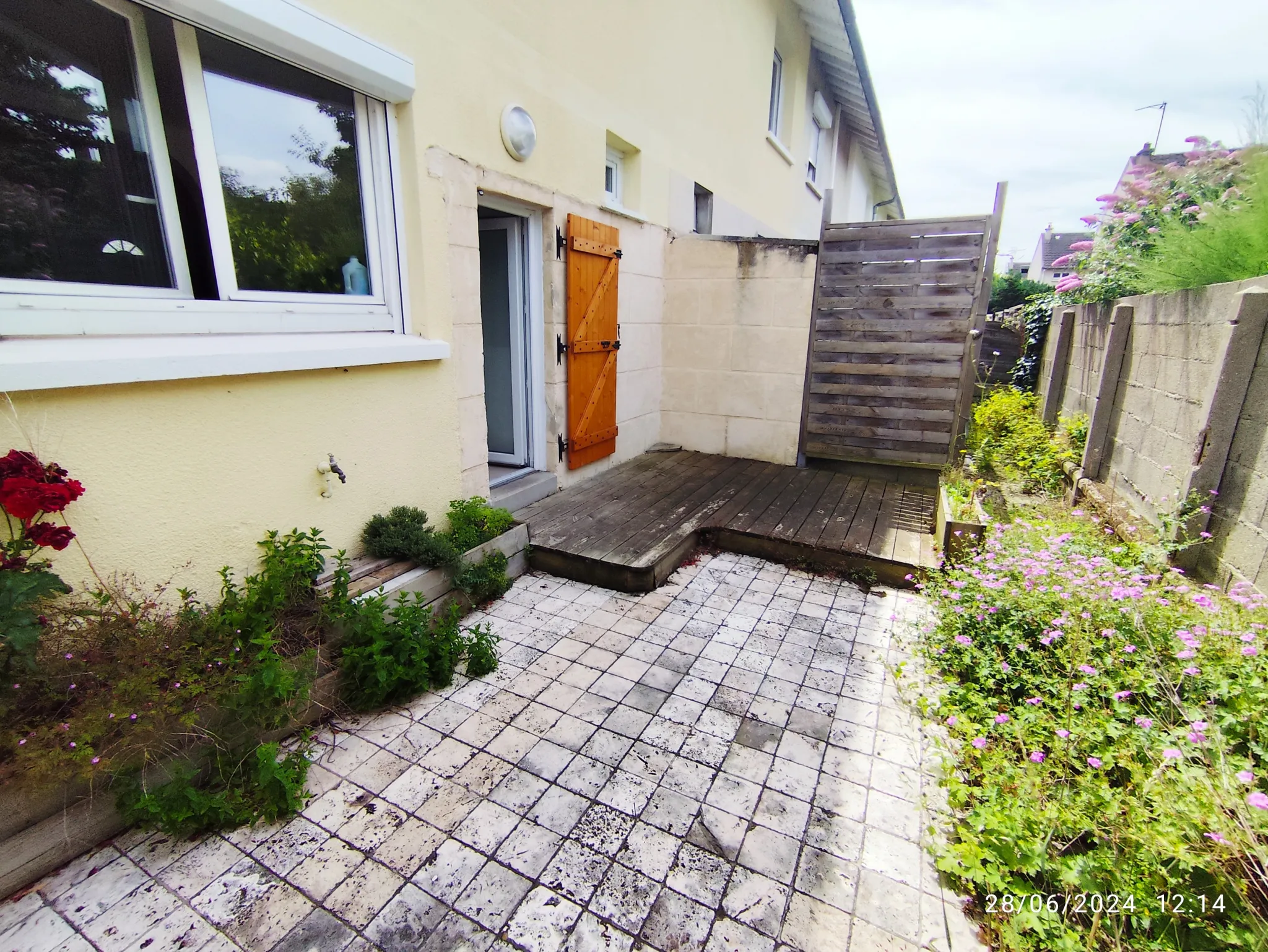 Achetez une maison à Conflans-Sainte-Honorine avec terrasse et jardin 