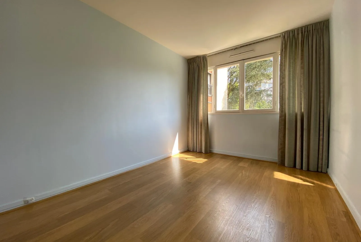 À vendre : Appartement T3 de 54 m² au Chesnay pour 264 000 € 