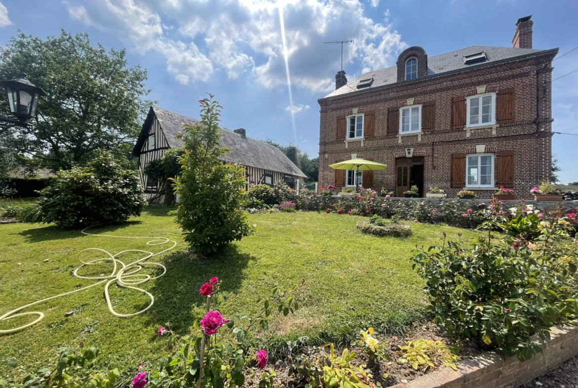 Propriété familiale de deux maisons à Montviette - 1673 m² de terrain 