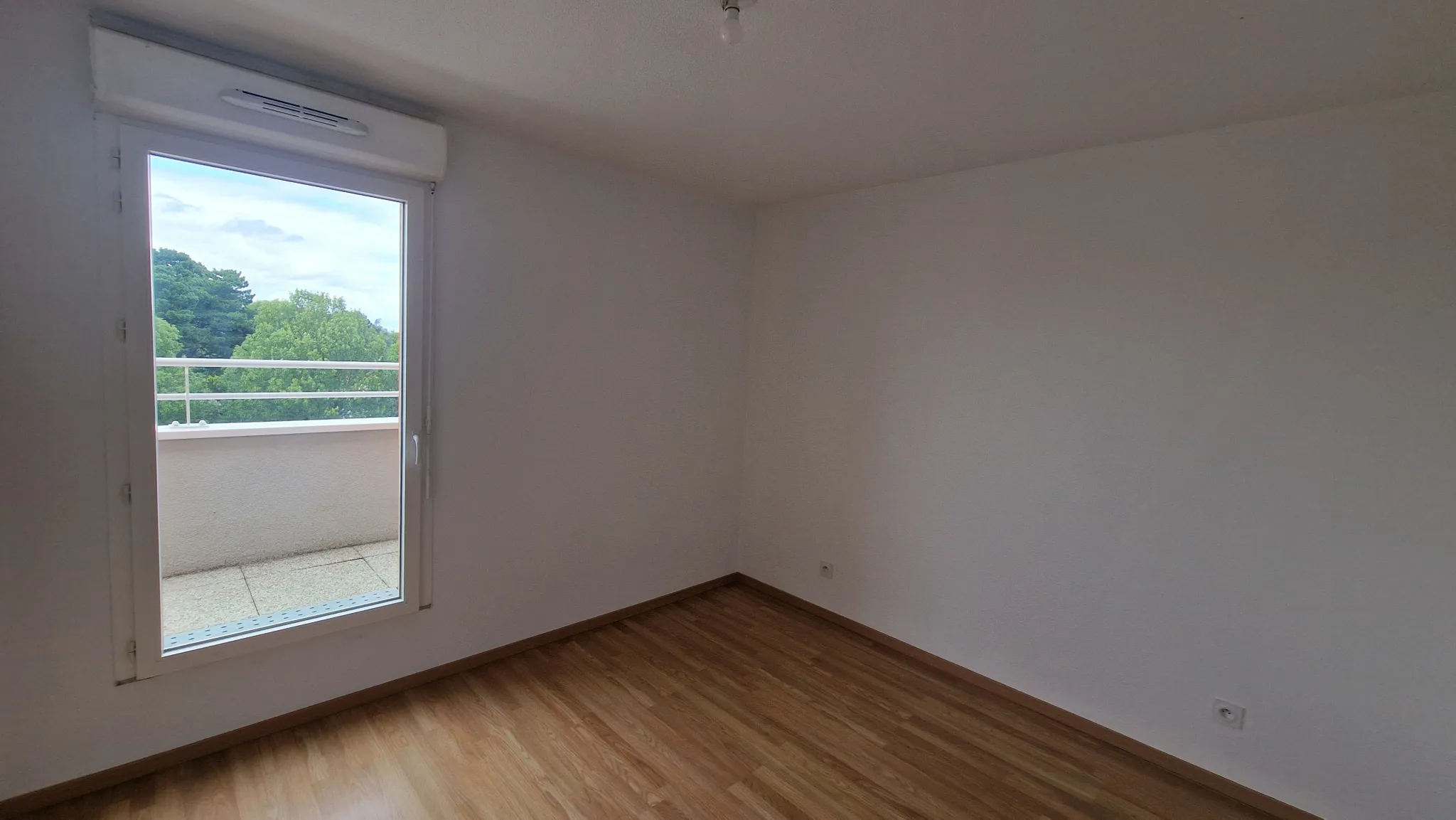 Appartement T2 à vendre - 40m² - Nantes Ouest - Balcon avec parking 