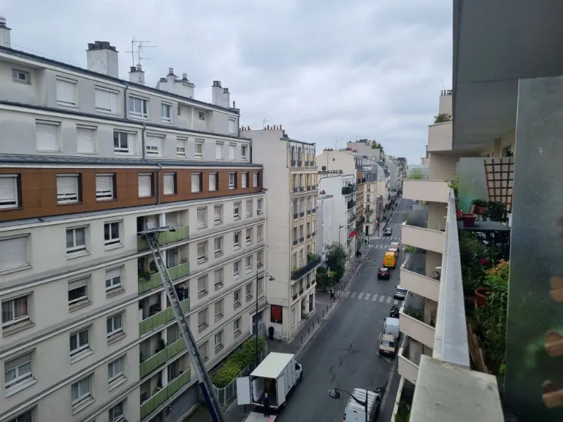 Studio Apartment in Paris 18th Arr. near Montmartre with Balcony Terrace - For Sale 