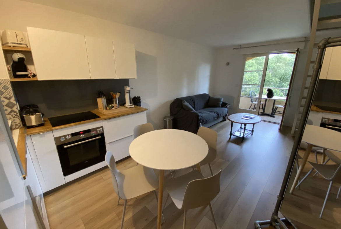 T2 Duplex 47 m² à vendre - Terrasse sud et parking à La Valette 