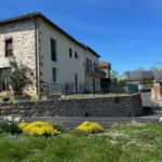 Maison en pierre rénovée à Cros-de-Montvert