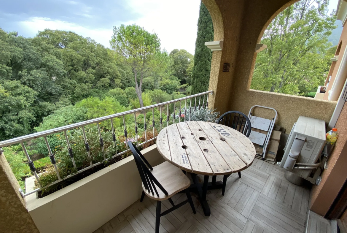 T2 Duplex 47 m² à vendre - Terrasse sud et parking à La Valette 