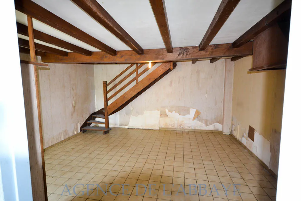 À vendre : Maison de 60 m² à Gémozac avec 2 garages 