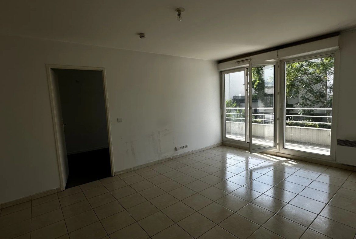 Vente Appartement 2 pièces avec terrasse à Saint-Ouen 