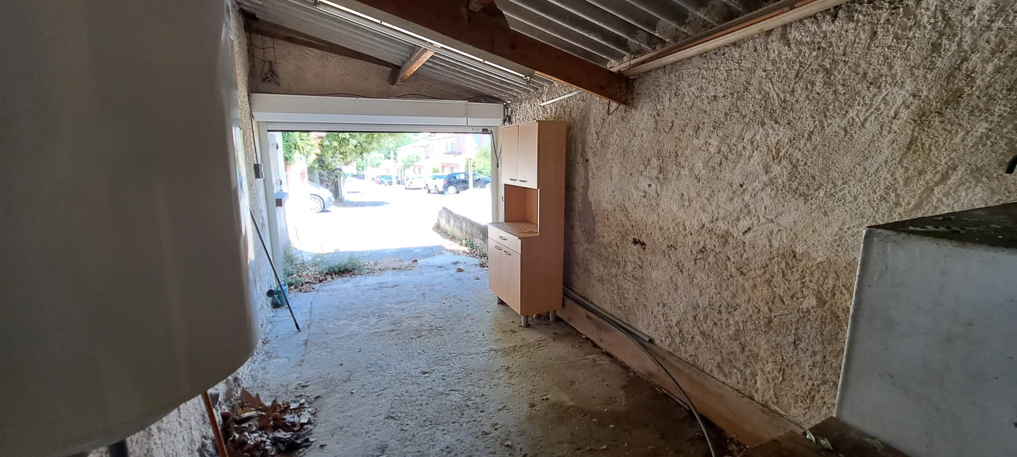 Maison à vendre à Gardanne avec terrasse et jardin 