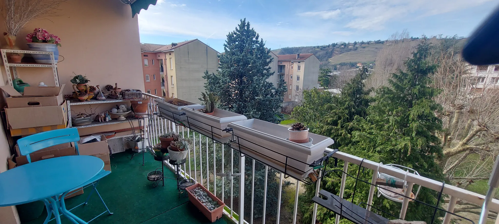 Appartement T4 lumineux avec balcon à Vienne Sud 