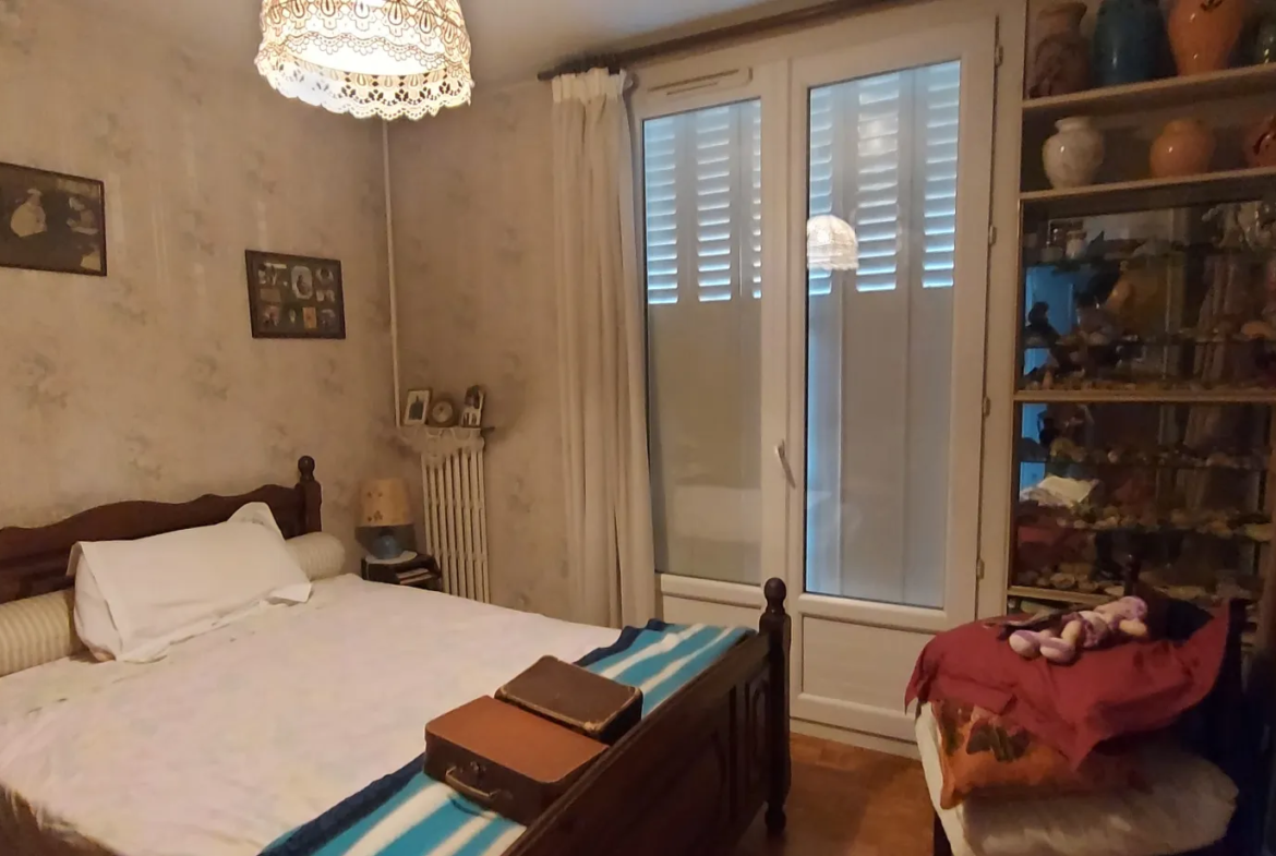 Appartement T4 lumineux avec balcon à Vienne Sud 