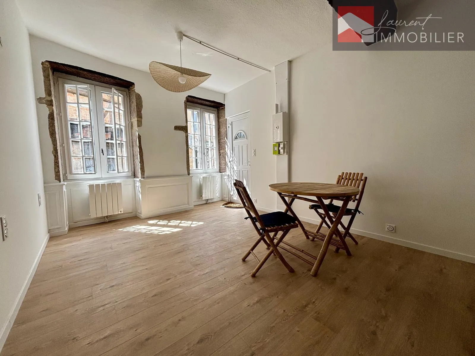 Appartement rénové 35,61 m² au centre de Bourg-en-Bresse - 128 000 € 