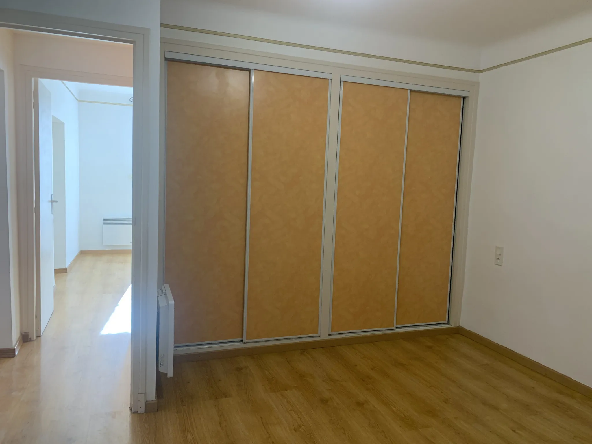 À vendre : Appartement lumineux T3 rénové à Port-Vendres 