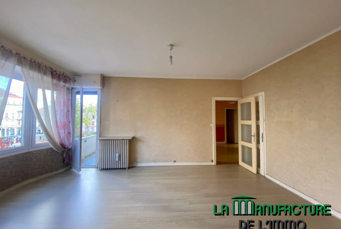 Appartement F6 avec balcon - Place Fourneyron, Saint-Étienne 