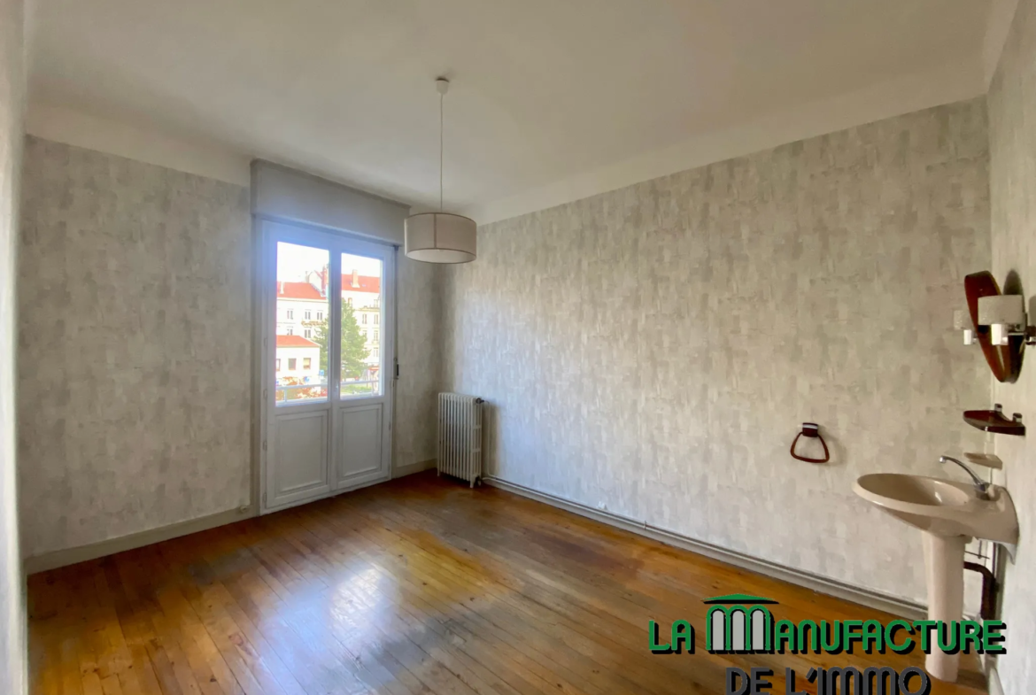 Appartement F6 avec balcon - Place Fourneyron, Saint-Étienne 