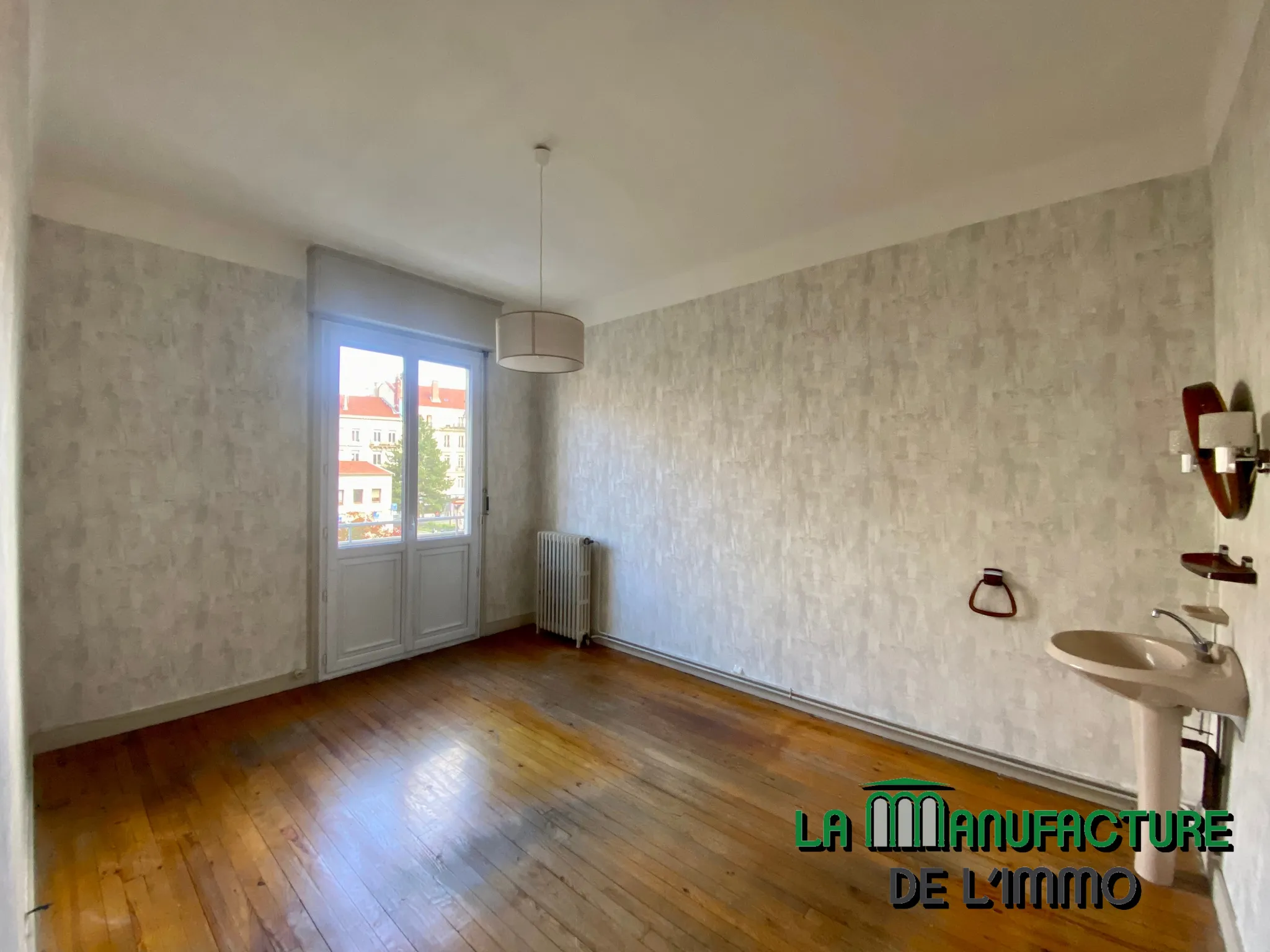 Appartement F6 avec balcon - Place Fourneyron, Saint-Étienne 