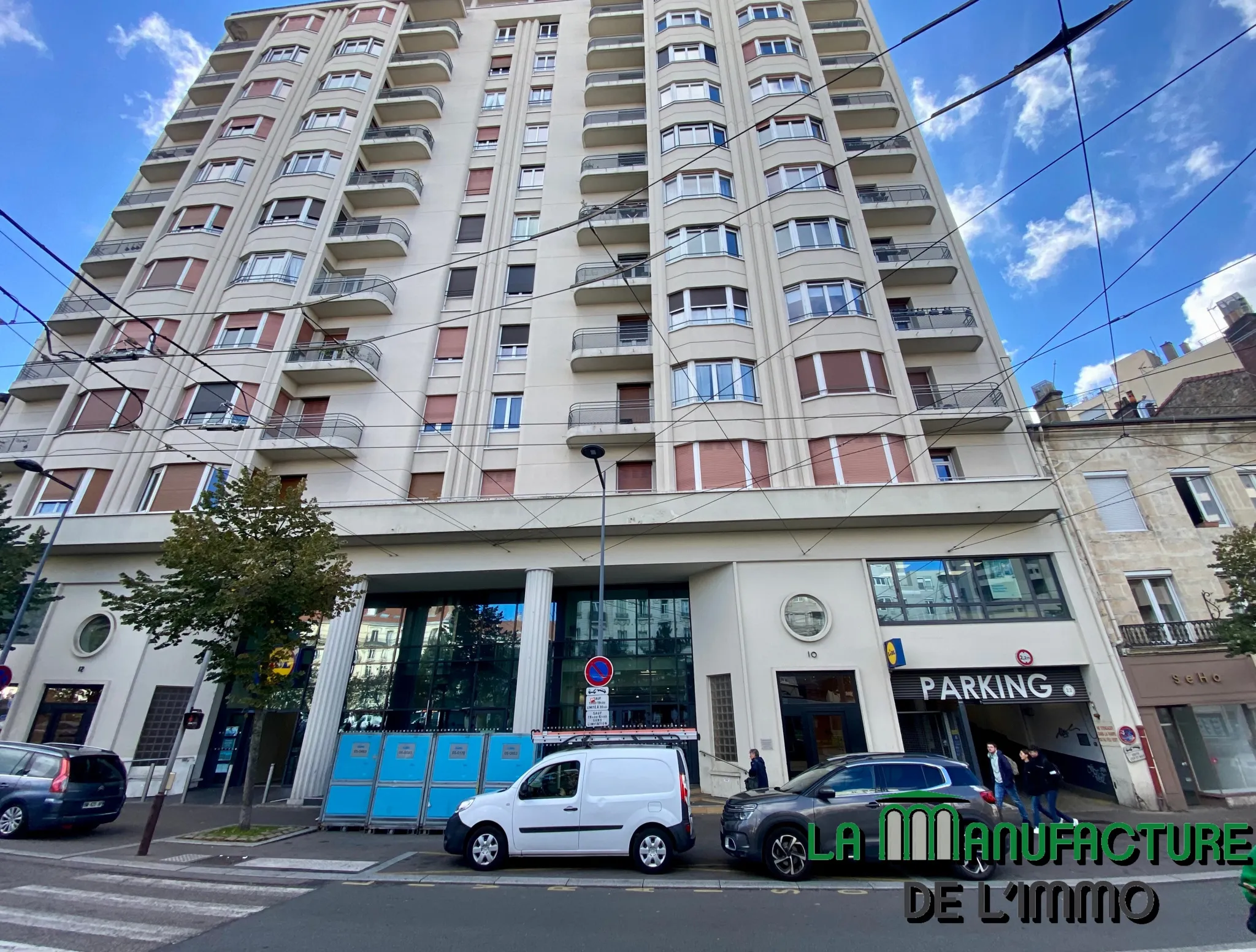 Appartement F6 à Saint-Etienne avec Vue sur Place Fourneyron 