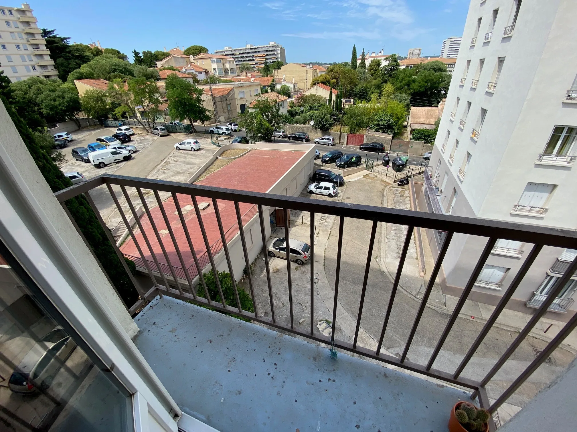 Appartement T3 à Nîmes - 61m² avec parking, vendu occupé 