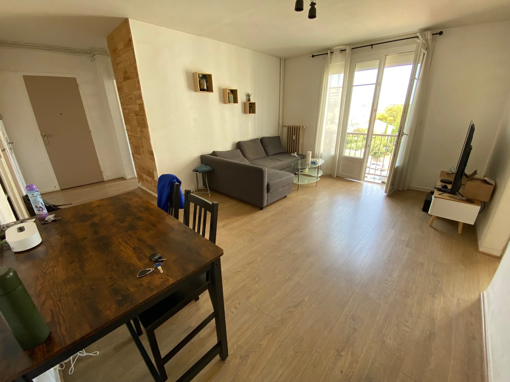 Appartement T3 à Nîmes - 61m² avec parking, vendu occupé 