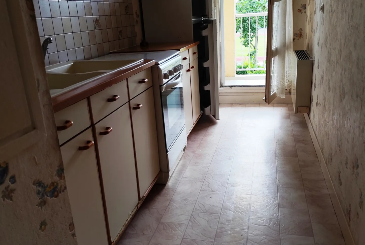 Appartement T2 dernier étage à vendre avec balcon à Pontoise 