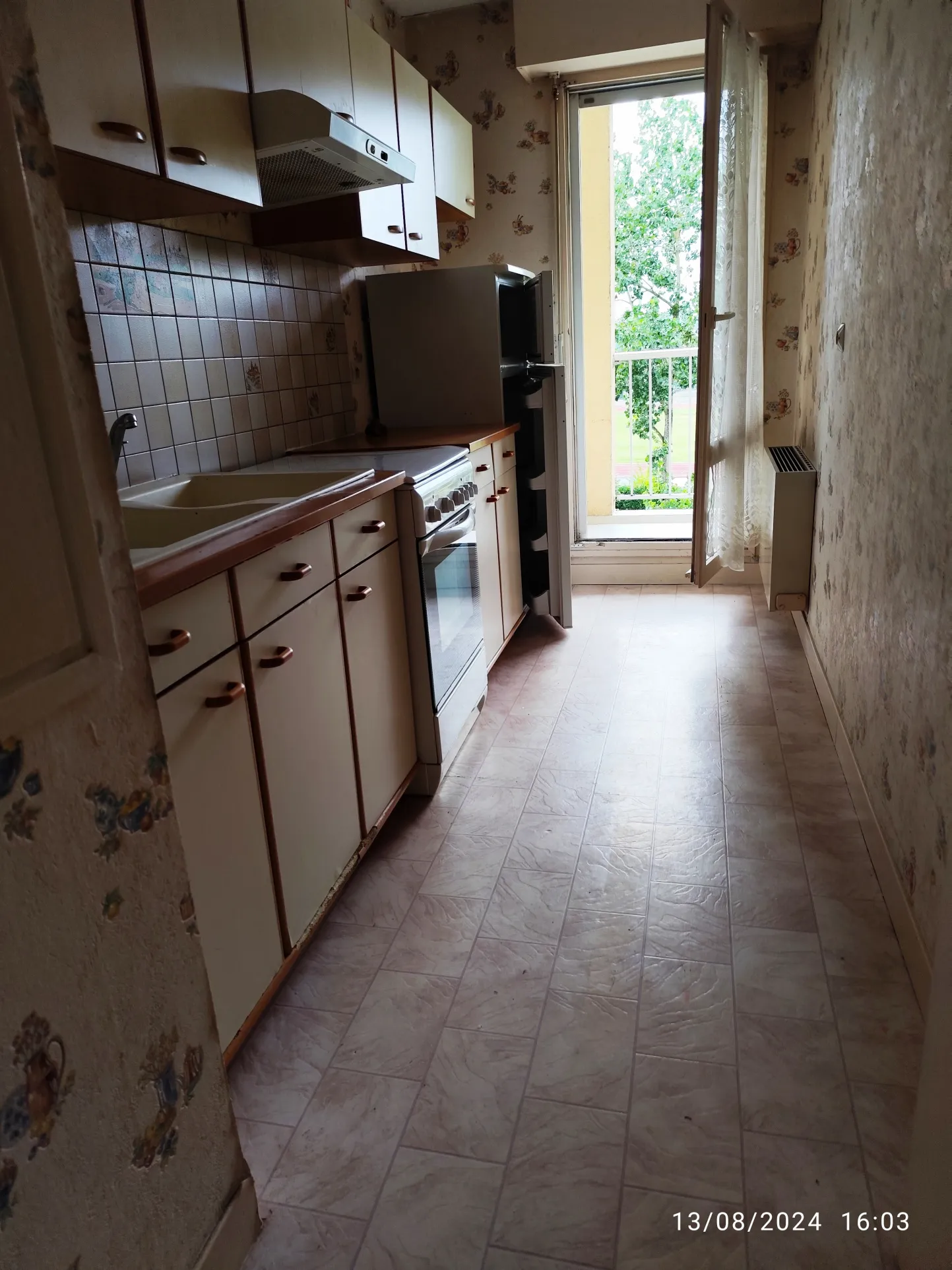 Appartement T2 dernier étage à vendre avec balcon à Pontoise 